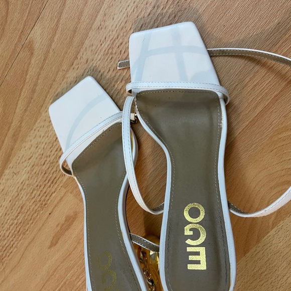 Trendy sandals - Picture 4 of 4